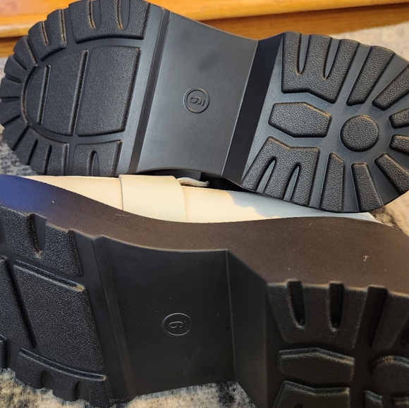 Wild Fable Shoes Womens 9 Platform Loafer White Faux Leather Casual Comfort - Picture 13 of 14